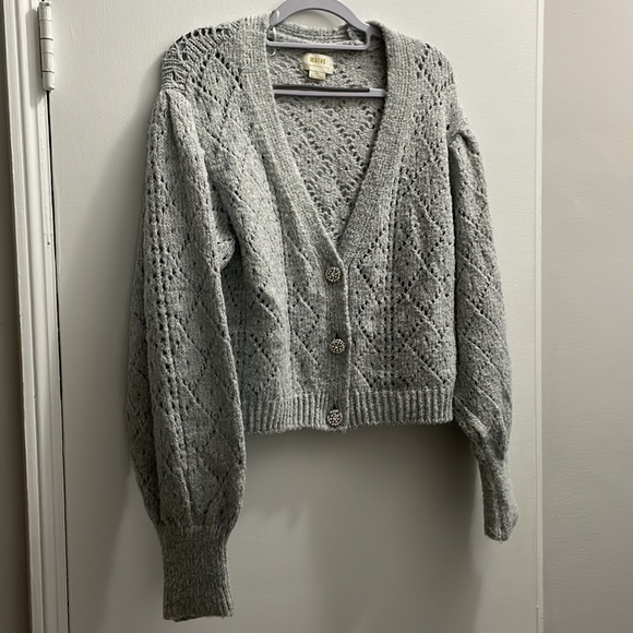 Anthropologie Sweaters - Maeve for Anthropologie grey knit sweater